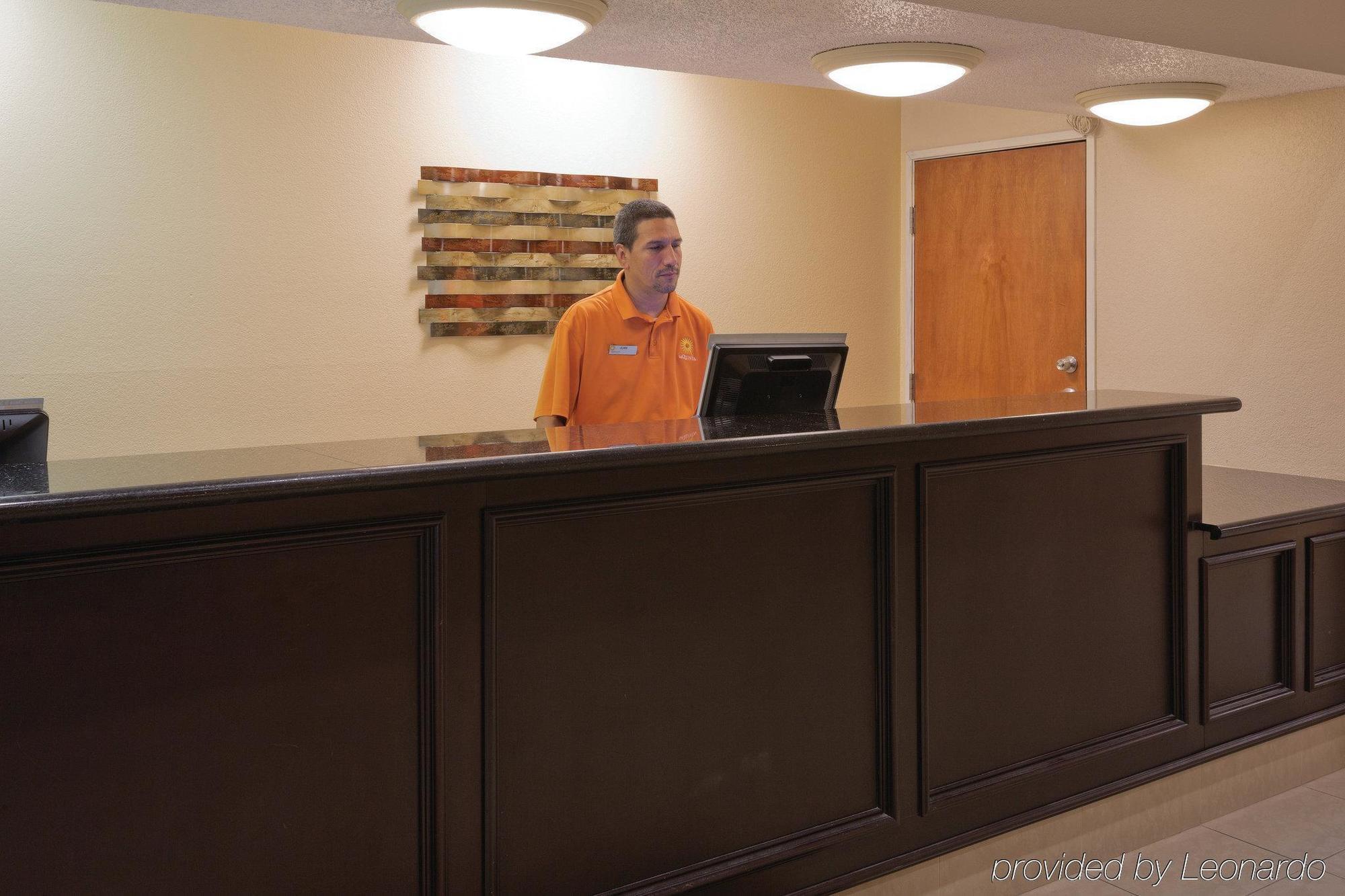6-mesquite, Tx -