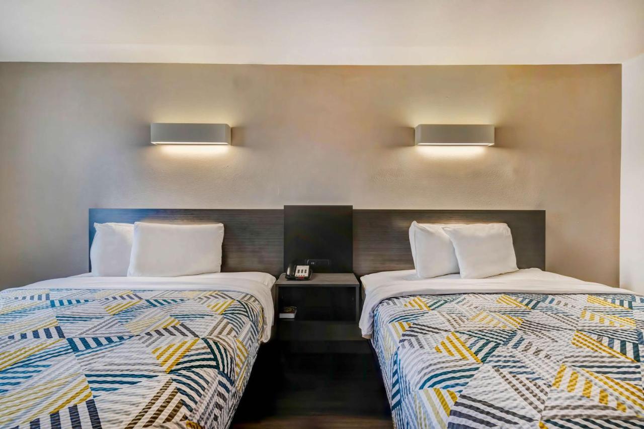 6-mesquite, Tx - Hotel 2*